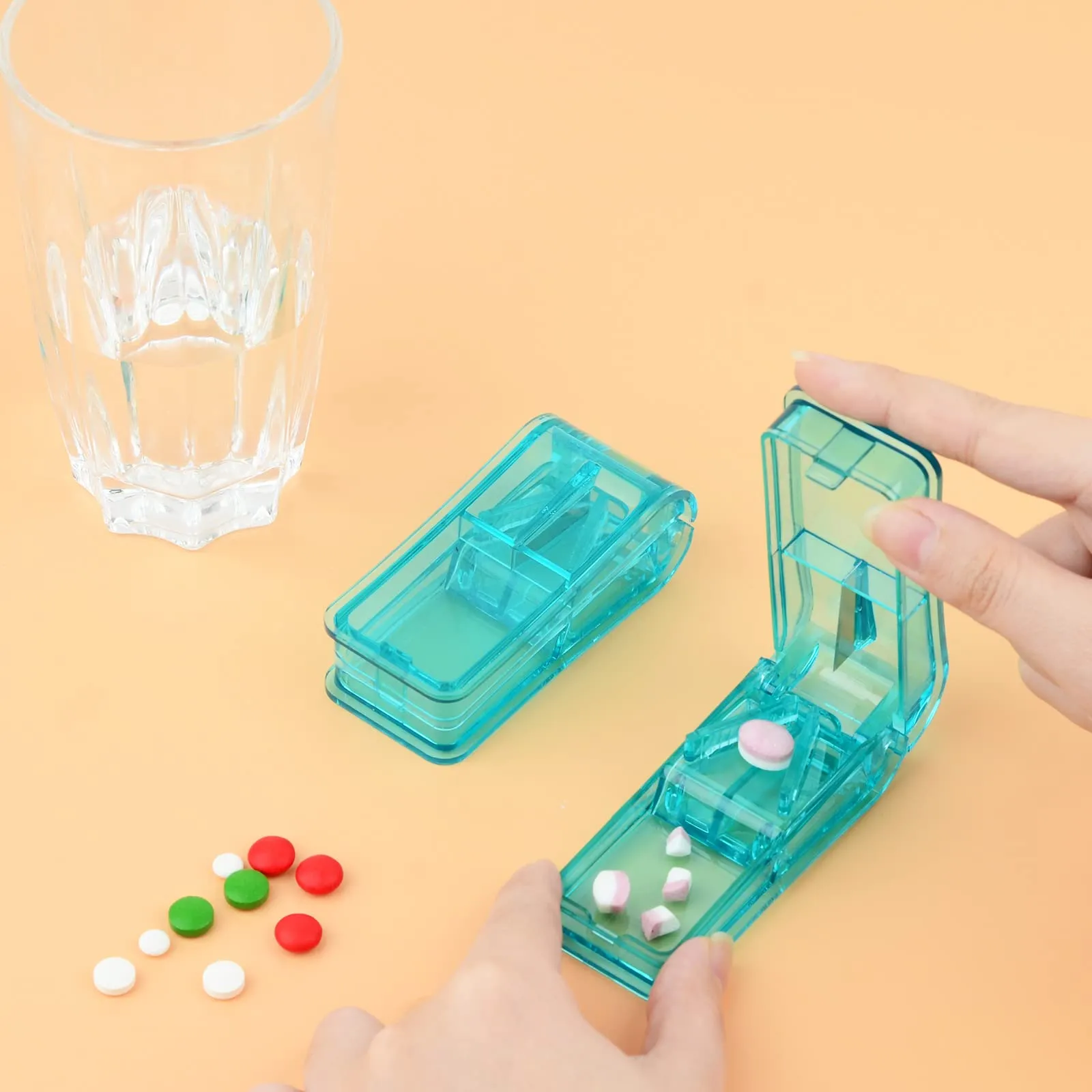 2 pcs Pill Cutter, Portable 2-in-1Pill Splitter with Blade and Storage Compartment for Small or Large Pills Cut in Half Quarter for Pills Tablets (Green) Green