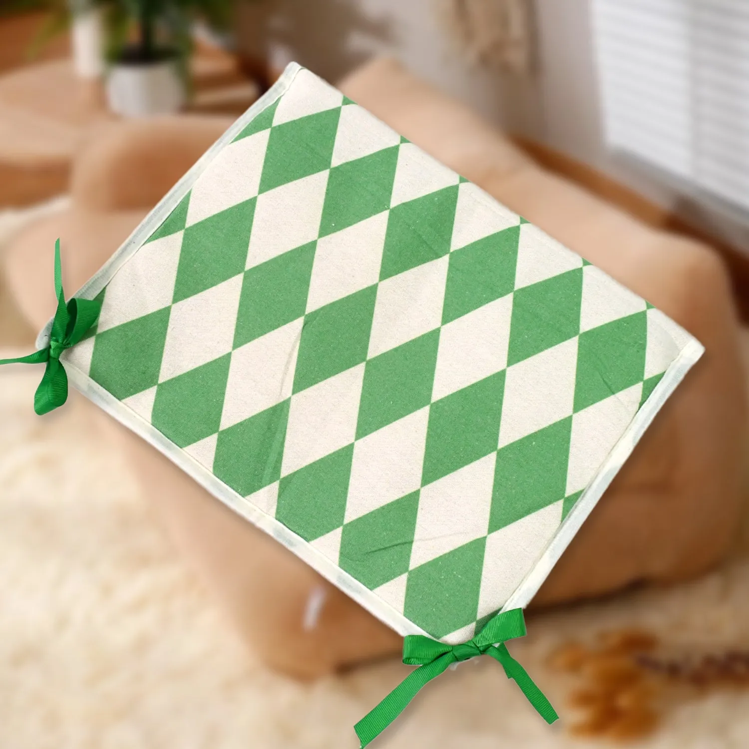 Big Pet Soft Blanket Warm Sleep Mat (1 Pc)