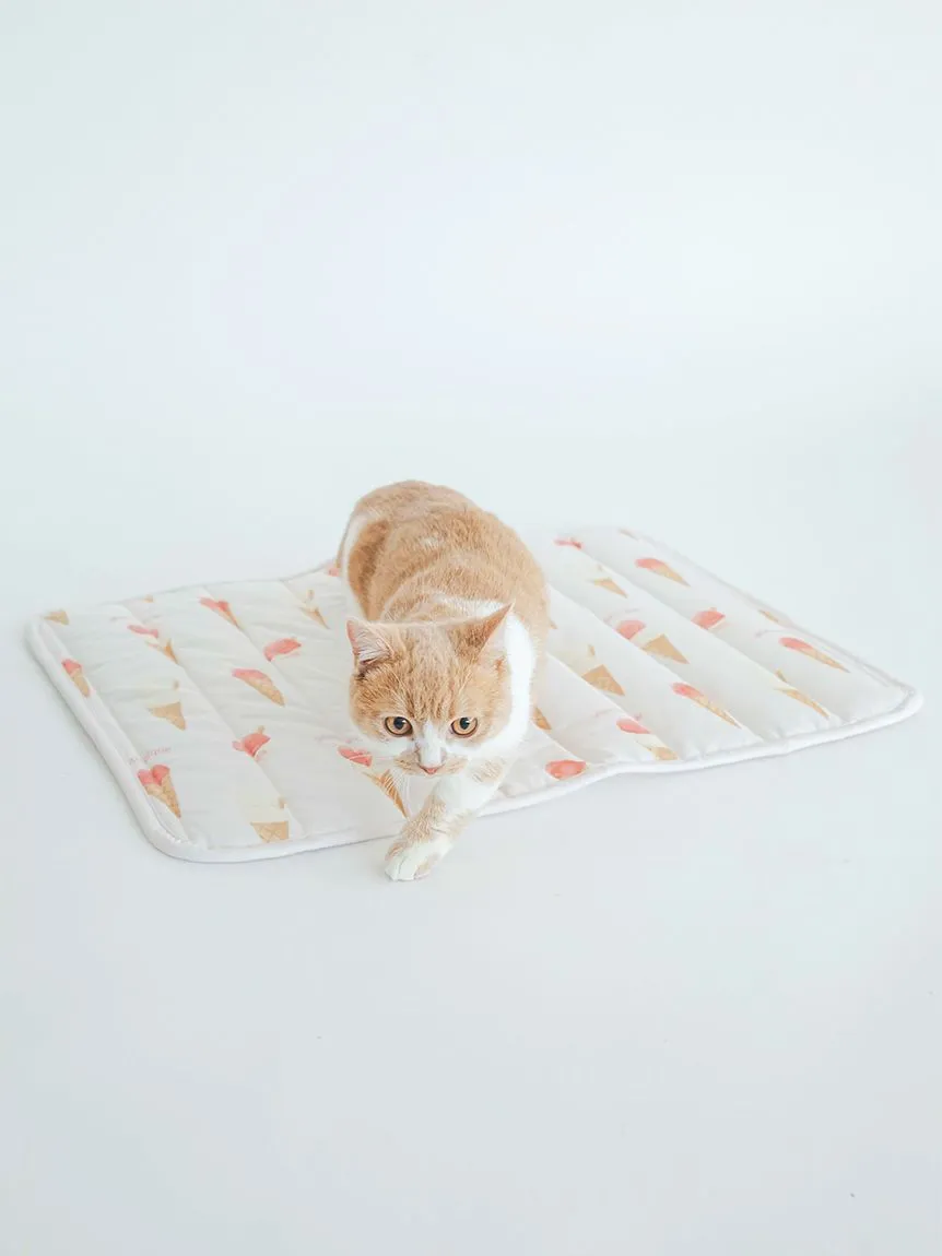 CAT&DOG Ice Cream Motif Cooling Mat