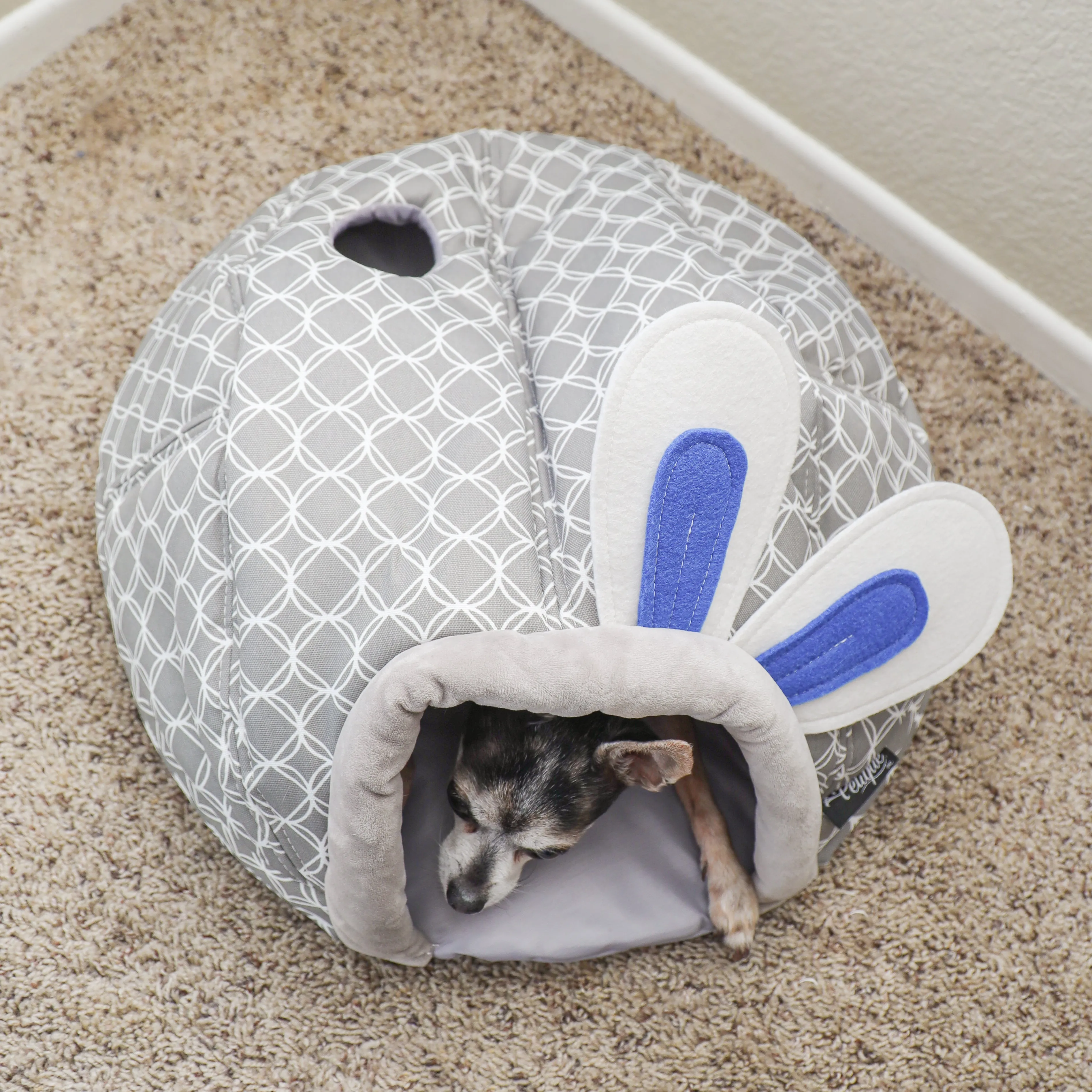 Critter Dome Sleep and Play: Comfortable Soft Material, Security & Snuggling, Durable Fabric, Warm in Winter, Cool in Summer, for Small Animals