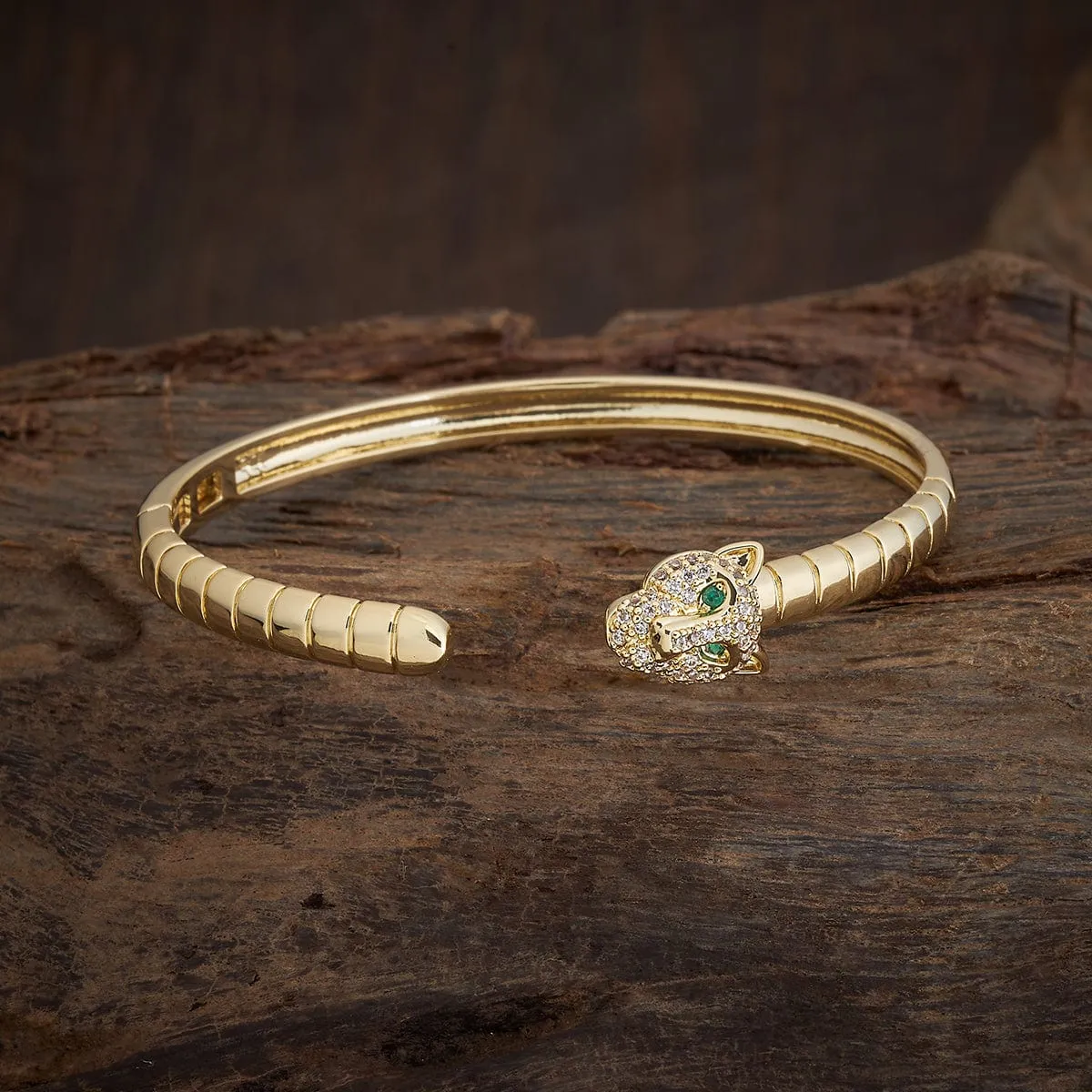 Zircon Kada 176059