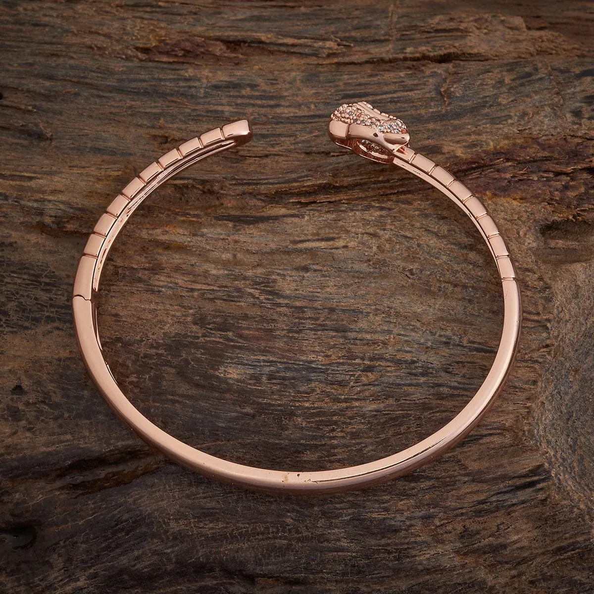 Zircon Kada 176059